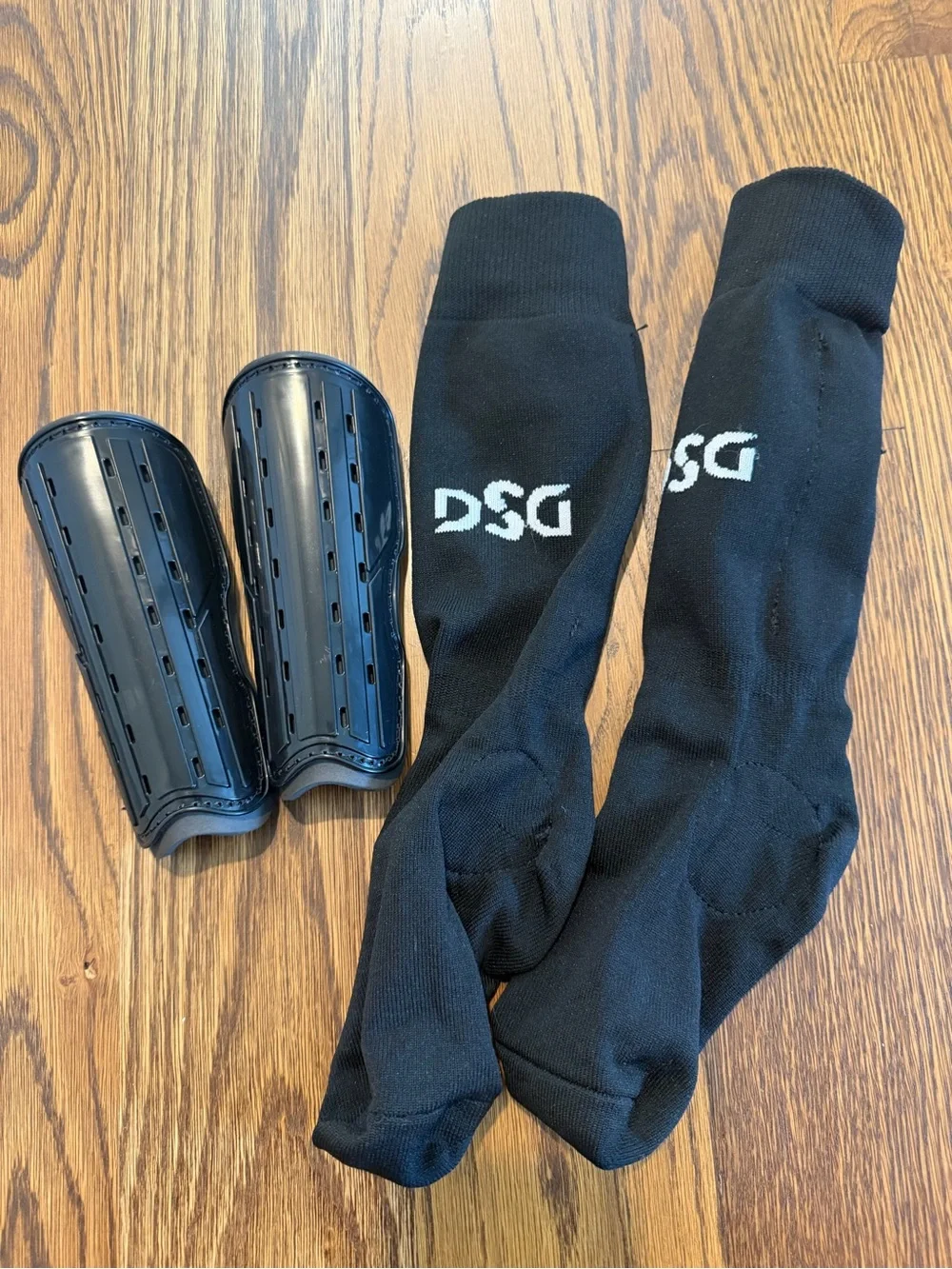 DSG Black Kids Shin Soccer Socks with Black Shin Guards Size XS